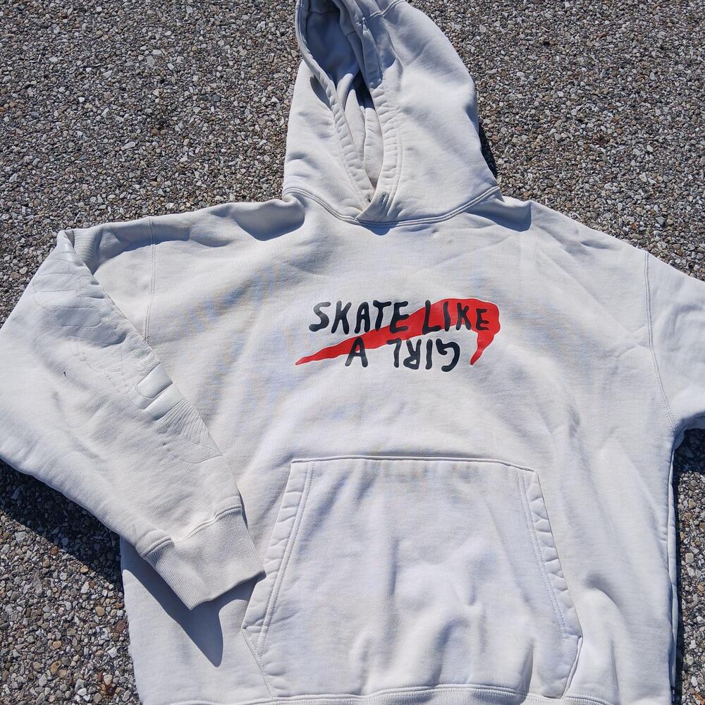 Nike SB Hoodie Mens Medium White Skate Like A Girl Fleece Pullover Sweatshirt
